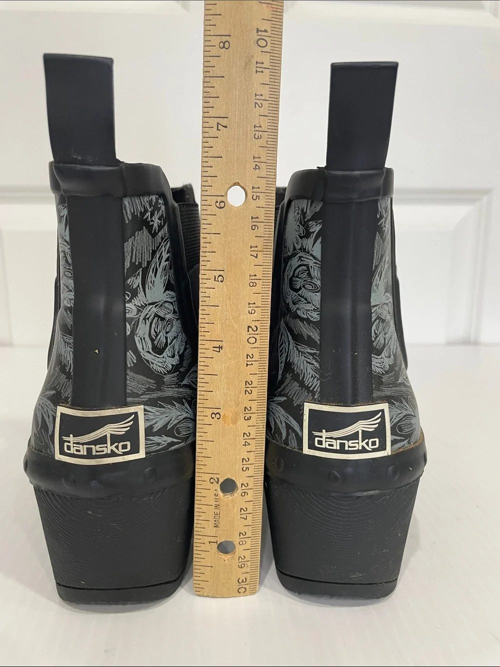Dansko Rosa Rain Boots Size EU 38 US 7.5 Rubber Gray Floral Black